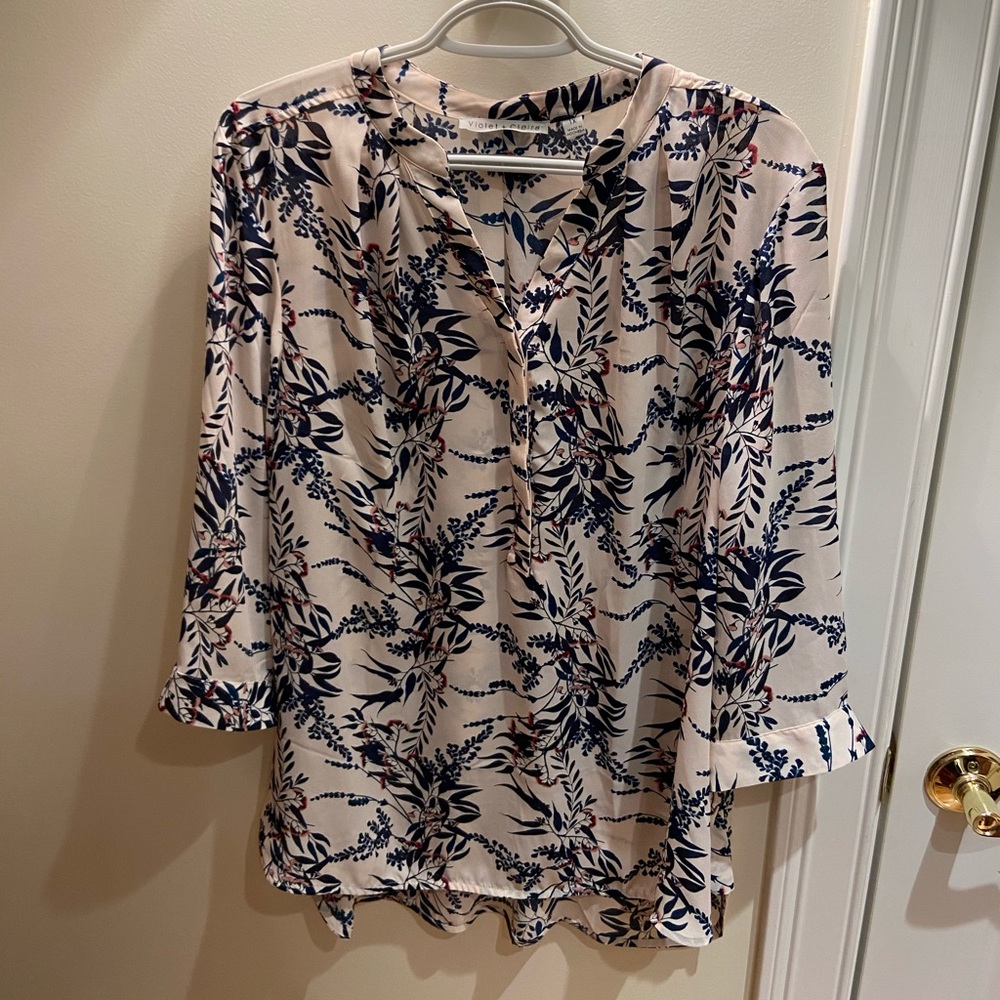 *LAST CHANCE*  Botanical Button Down NWT (6.27.20)